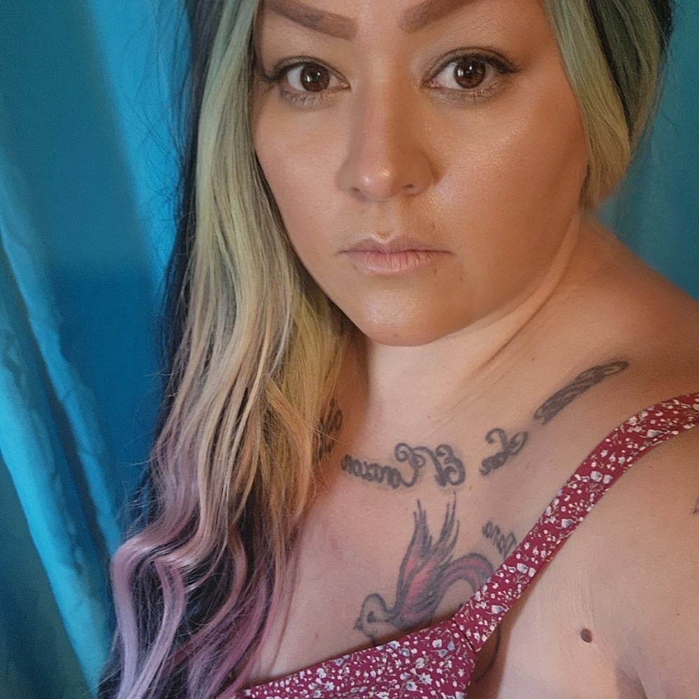 Chelsey smith cosmetics wigs
